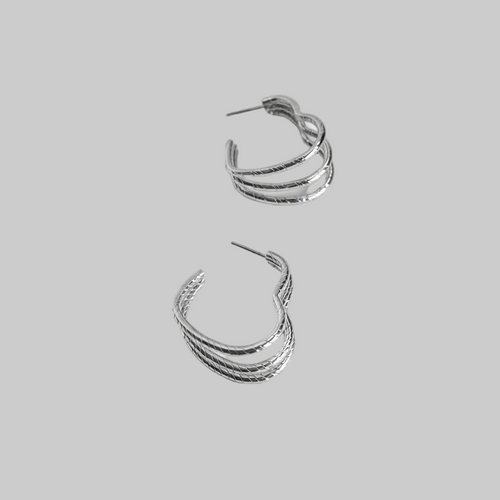 Silver heart earings